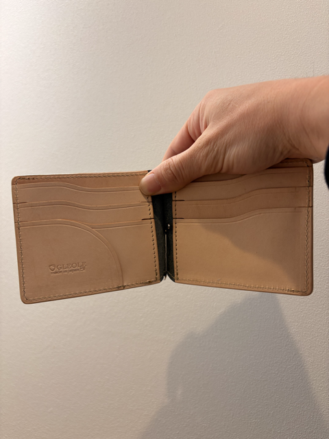 グレオール マネークリップ小銭入れ付き 内側の収納の写真